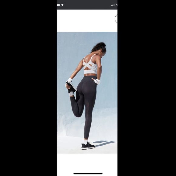 FREE PEOPLE HIGH RISE 7/8 GOOD
KARMA LEGGINGS - Picture 11 of 11